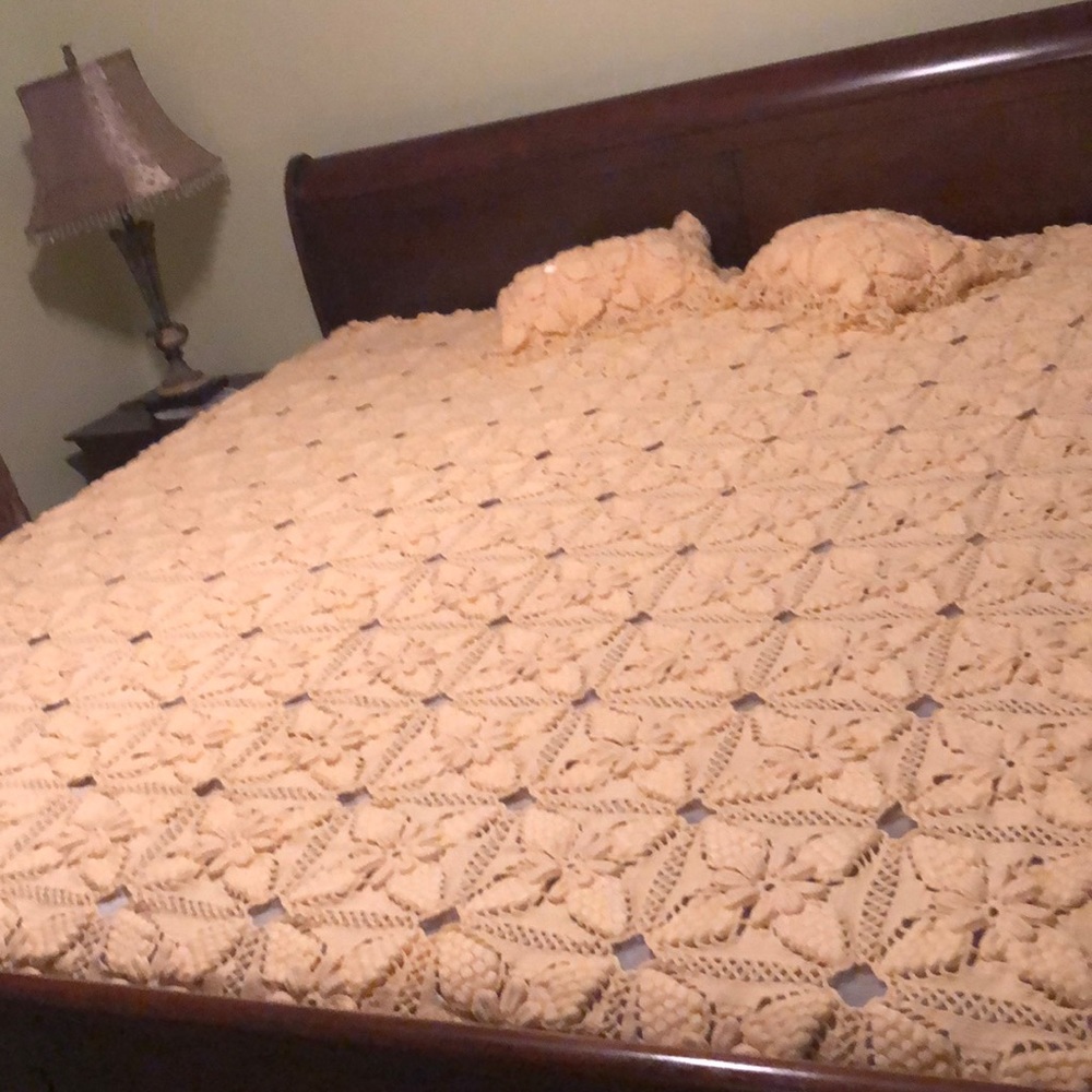 It’s cover king beds
